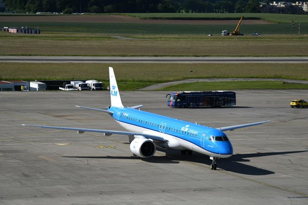 Your Ultimate Guide to Exploring Scotland"s Historic Coastal Lighthouses